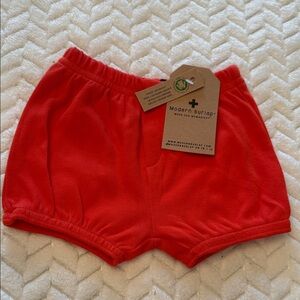 Modern Burlap 100% organic cotton Red Kids Shorts 12-18 m